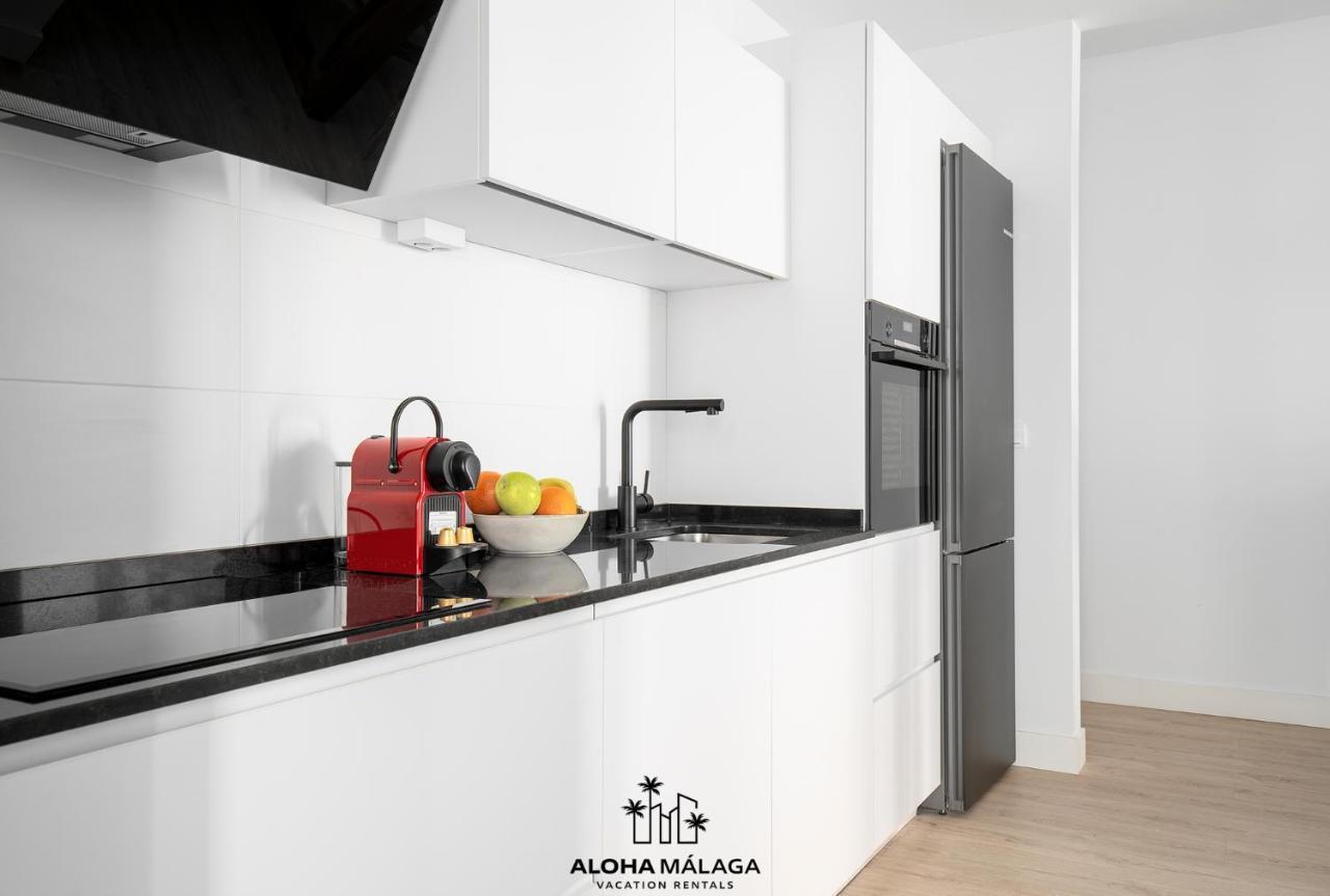 Ferienwohnung Luxury Duplex With Pool And Padel Court In Town Málaga Exterior foto
